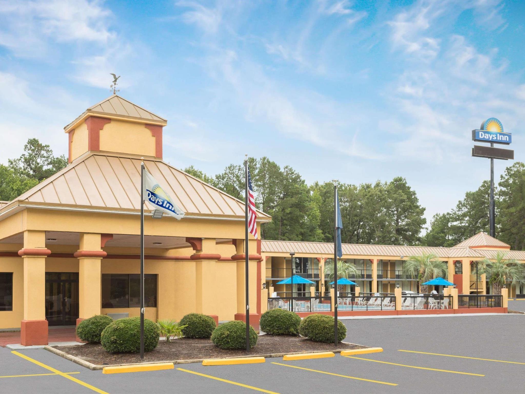 Days Inn By Wyndham Orangeburg South Exteriér fotografie